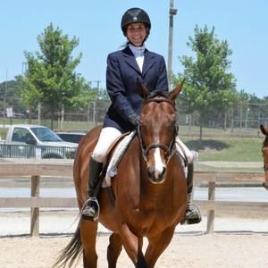 Meet your Posher, Elise